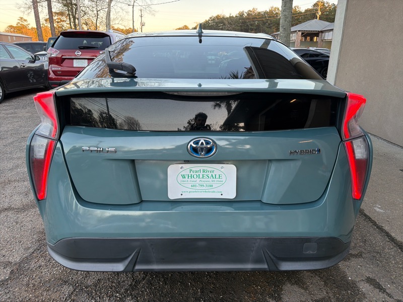 Toyota Prius Two Eco 2016