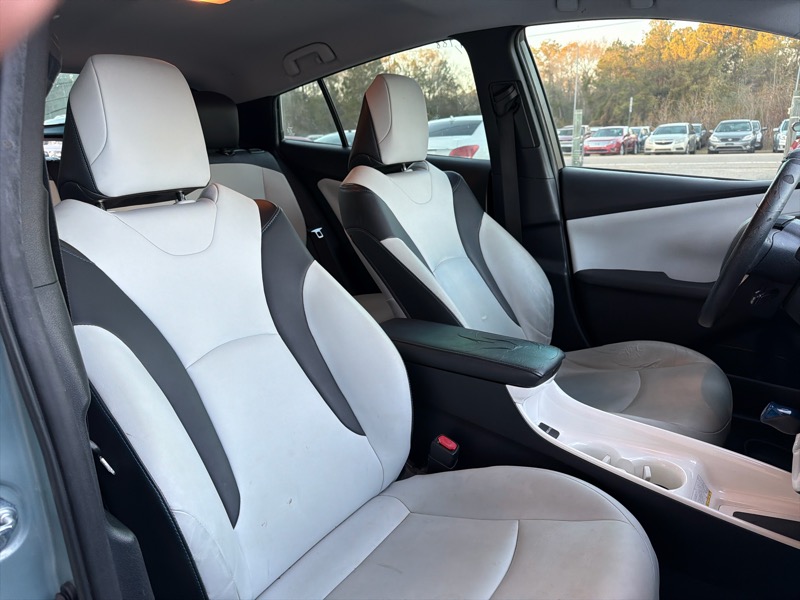 Toyota Prius Two Eco 2016