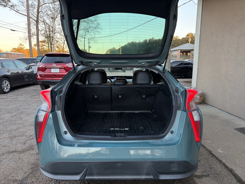 Toyota Prius Two Eco 2016