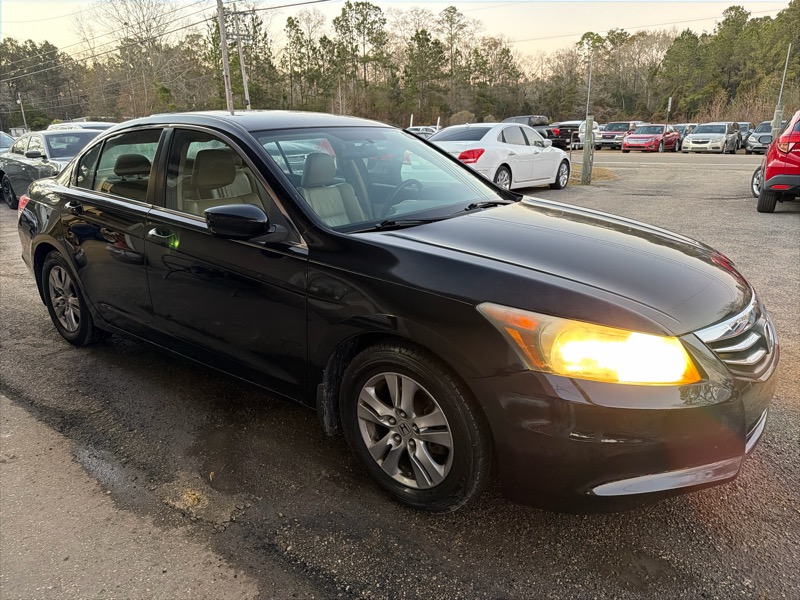 Honda Accord SE Sedan AT 2011