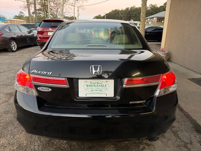 Honda Accord SE Sedan AT 2011
