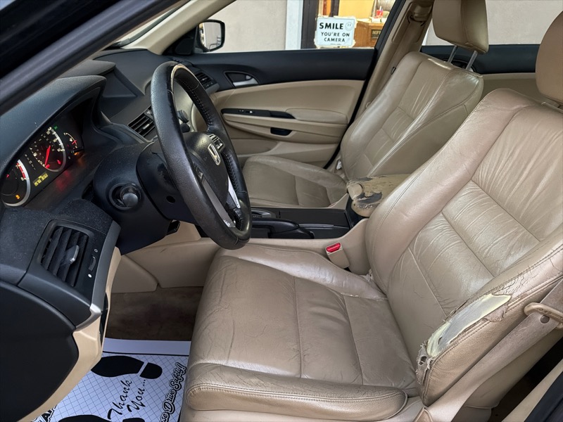 Honda Accord SE Sedan AT 2011