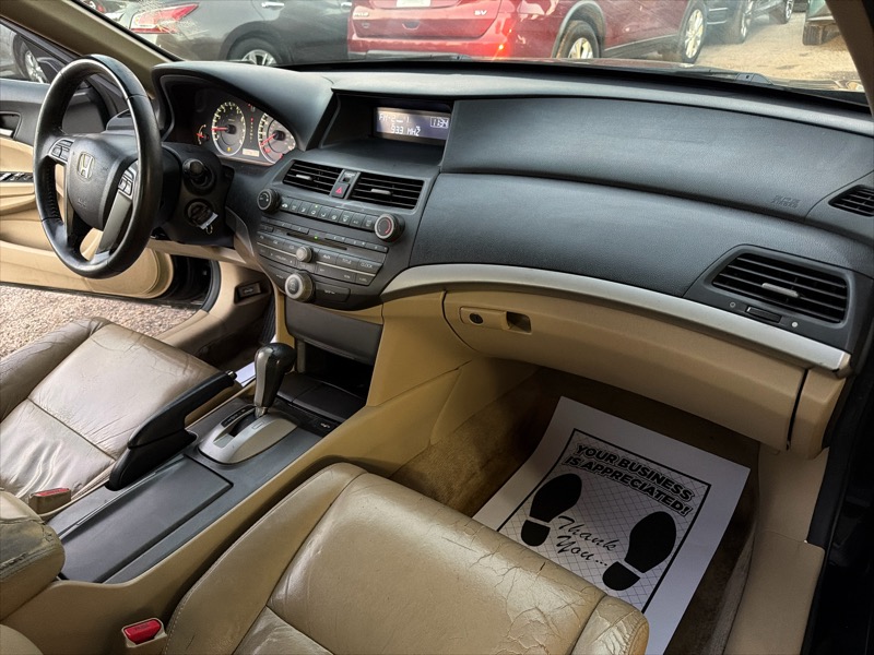 Honda Accord SE Sedan AT 2011