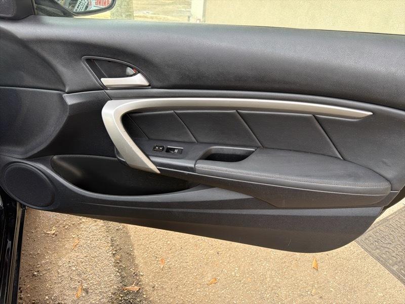 Honda Accord EX-L V-6 Coupe AT 2011