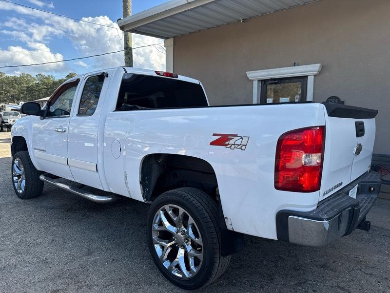 Chevrolet Silverado 1500 4WD Ext Cab 143.5" LS 2008
