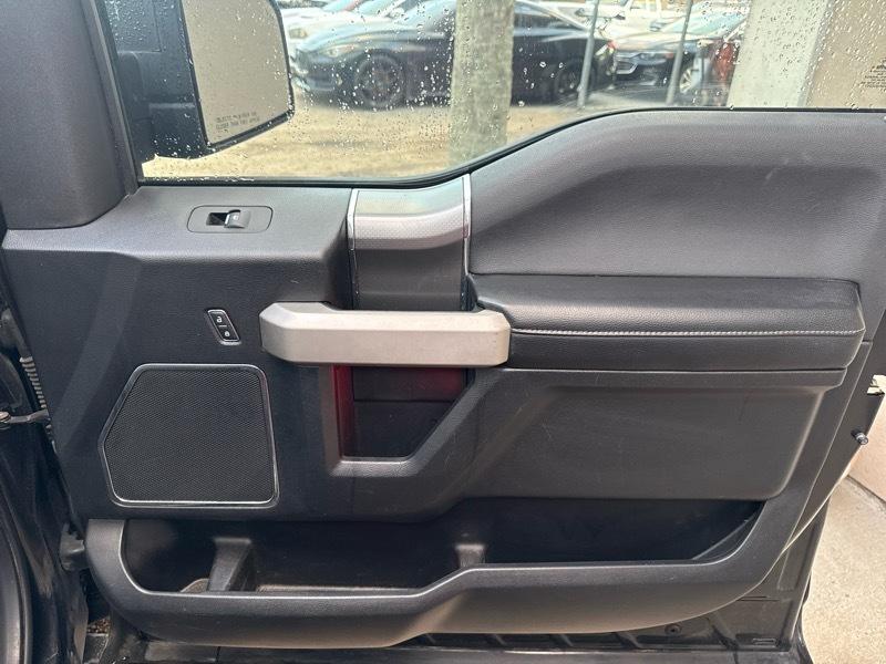 Ford F-150 4WD SuperCrew 139" FX4 2015