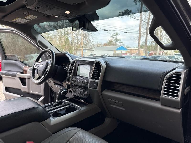 Ford F-150 4WD SuperCab 145" Lariat 2016