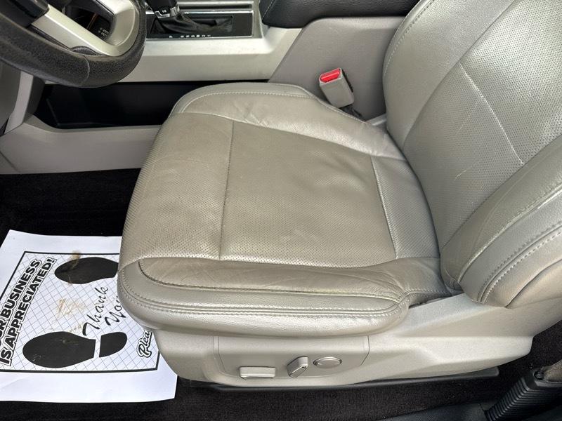 Ford F-150 4WD SuperCab 145" Lariat 2016