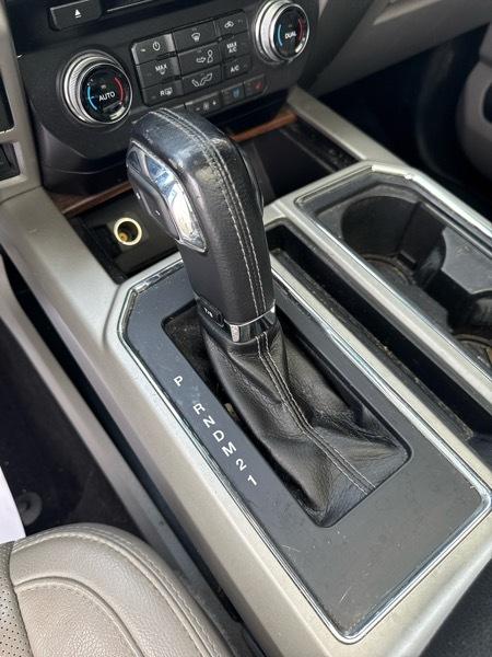 Ford F-150 4WD SuperCab 145" Lariat 2016