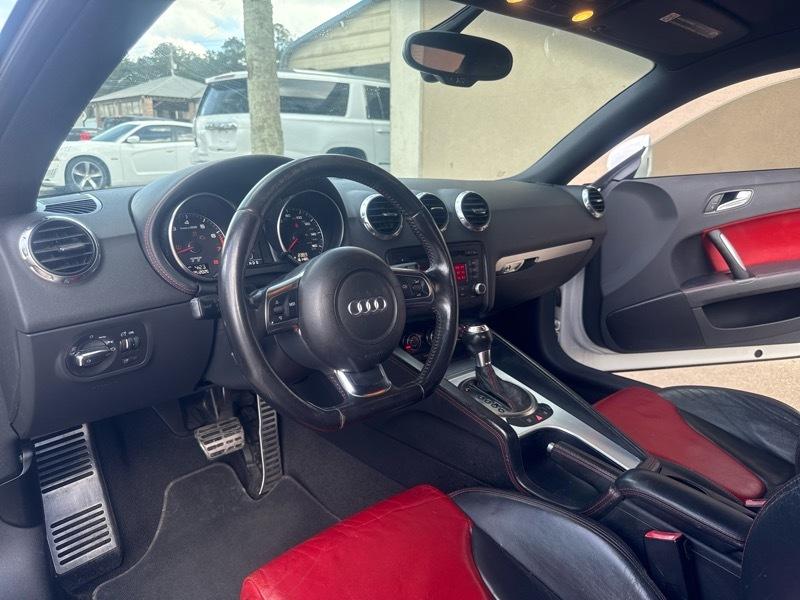 Audi TT 2.0T with S tronic 2009