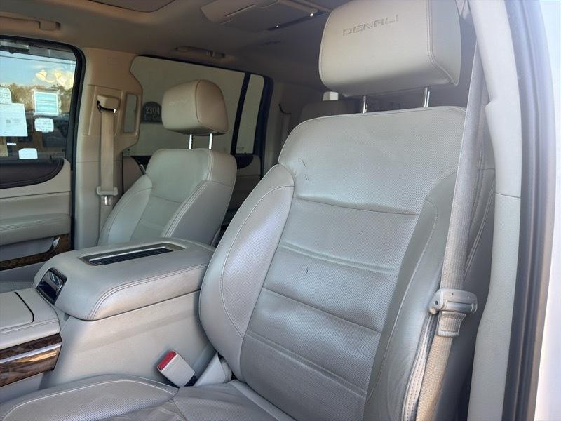 GMC Yukon XL Denali 2WD 2016