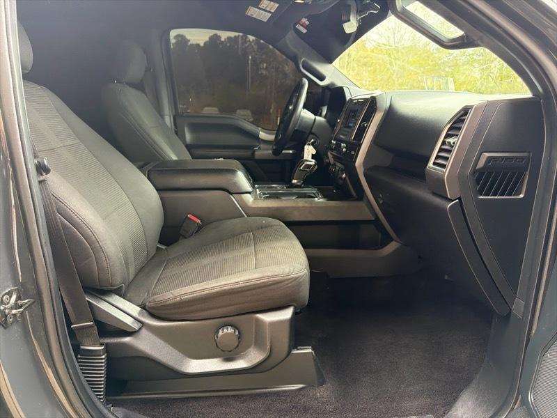 Ford F-150 2WD Supercab 133" XLT 2016