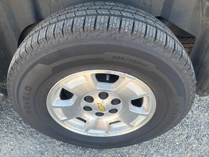 Chevrolet Tahoe LS 2WD 2013