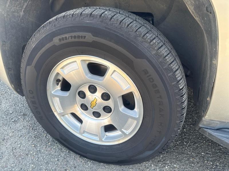 Chevrolet Tahoe LS 2WD 2013