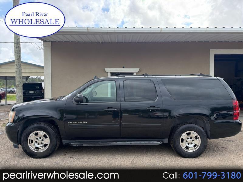 2011 Chevrolet Suburban LT 1500 2WD