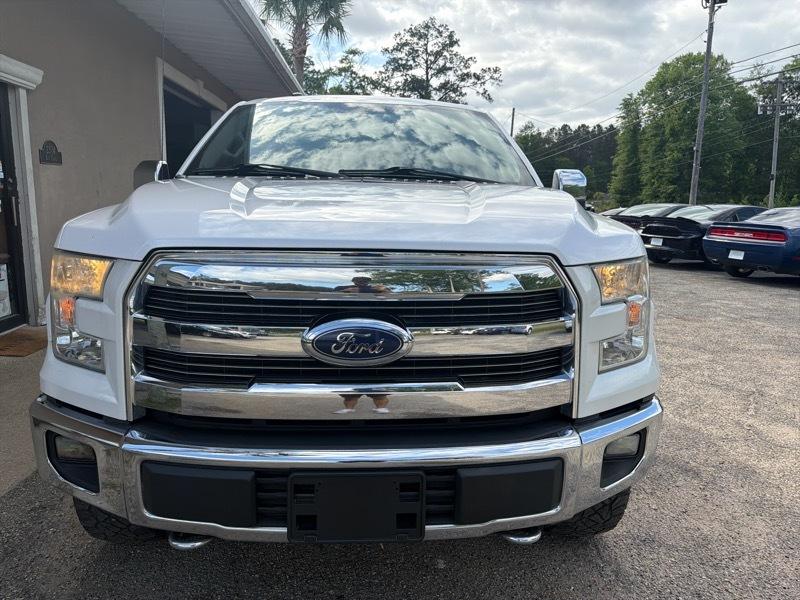 Ford F-150 4WD SuperCab 133" Lariat 2015