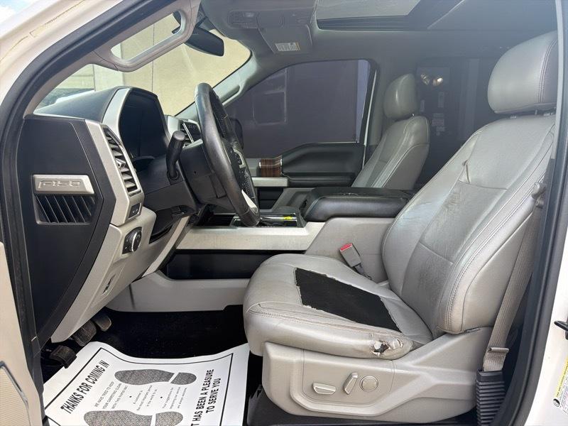 Ford F-150 4WD SuperCab 133" Lariat 2015