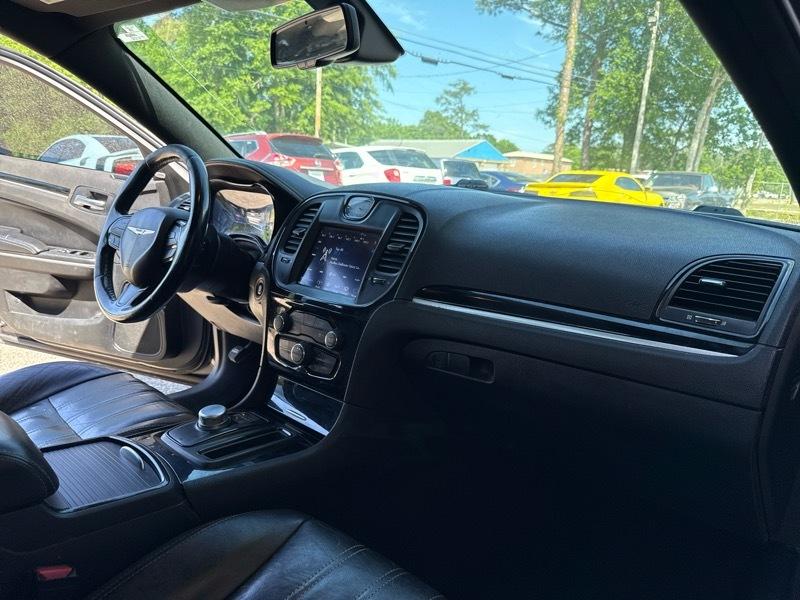 Chrysler 300 S V6 RWD 2019