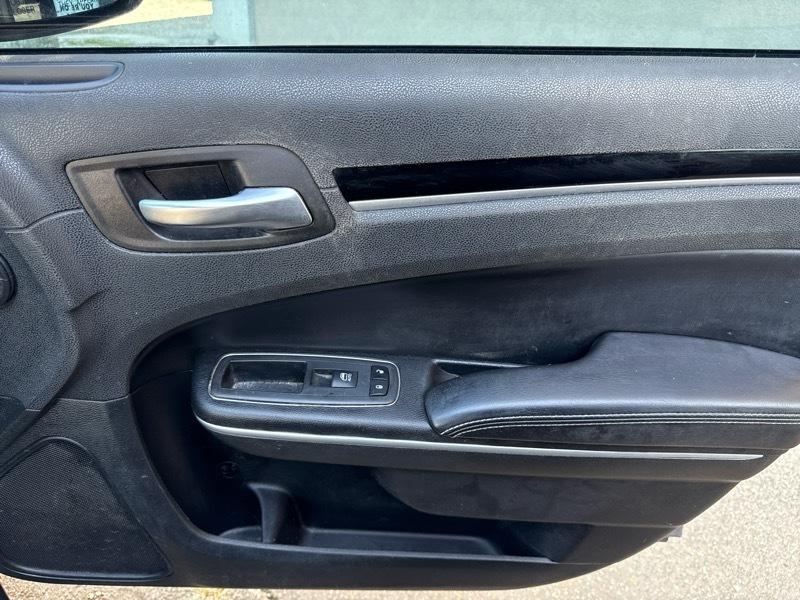 Chrysler 300 S V6 RWD 2019