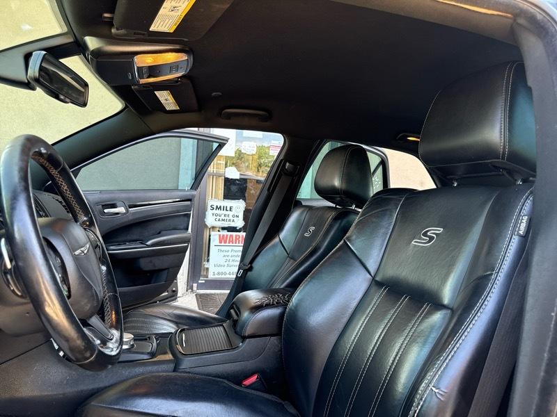 Chrysler 300 S V6 RWD 2019