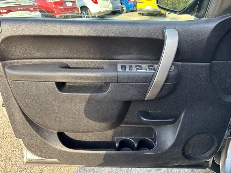 GMC Sierra 1500 2WD Crew Cab 143.5" SLE 2011