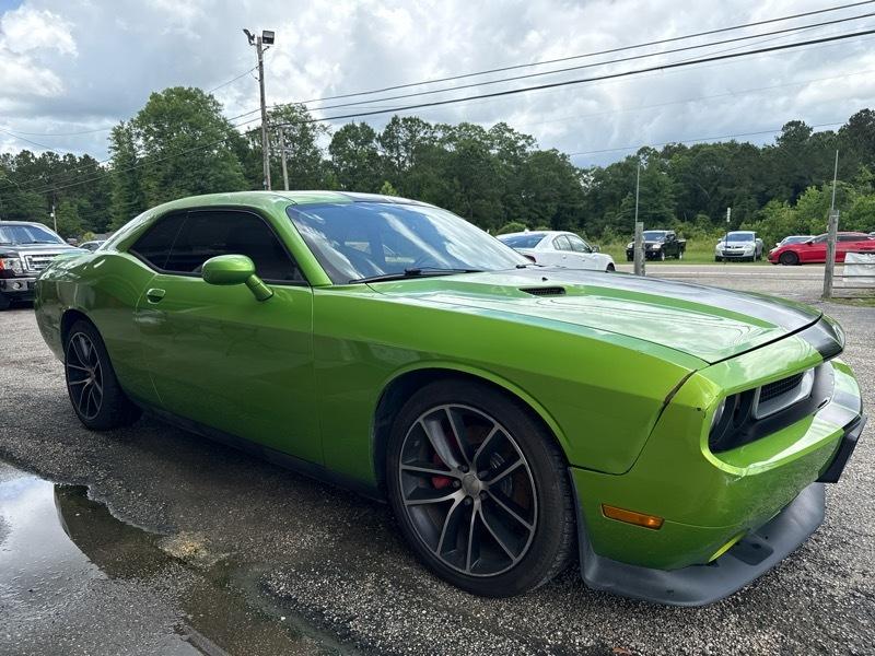 Dodge Challenger SRT8 2011