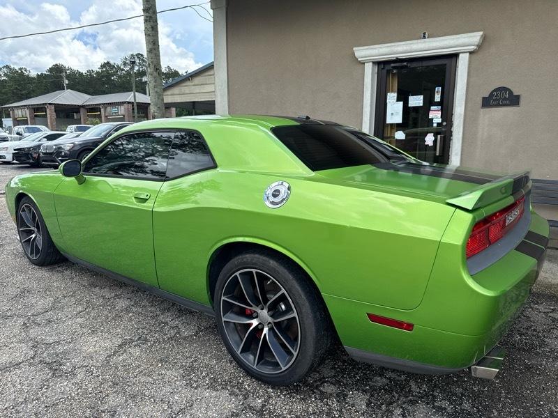 Dodge Challenger SRT8 2011