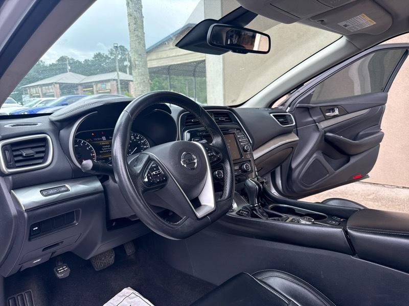 Nissan Maxima 3.5 SV 2021