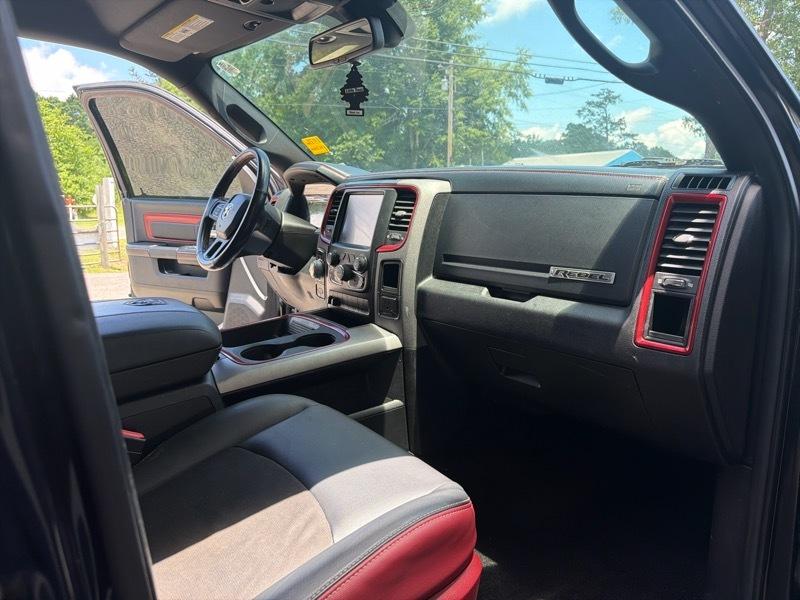 RAM 1500 4WD Crew Cab 140.5" Rebel 2017