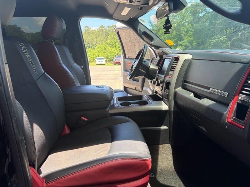 RAM 1500 4WD Crew Cab 140.5" Rebel 2017