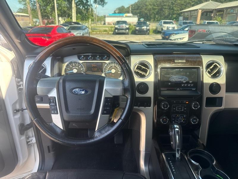 Ford F-150 4WD SuperCrew 145" Platinum 2013
