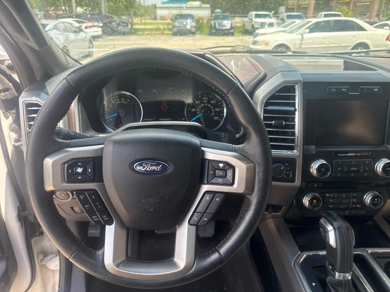 Ford F-150 4WD SuperCrew 157" Platinum 2015