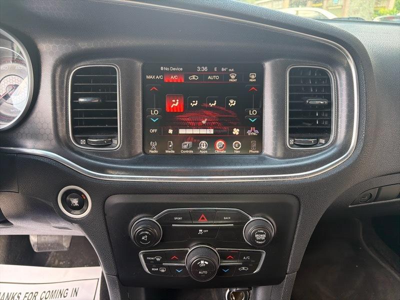 Dodge Charger SXT 2016