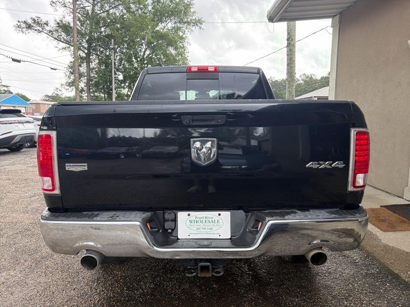 RAM 1500 Laramie Crew Cab SWB 4WD 2014