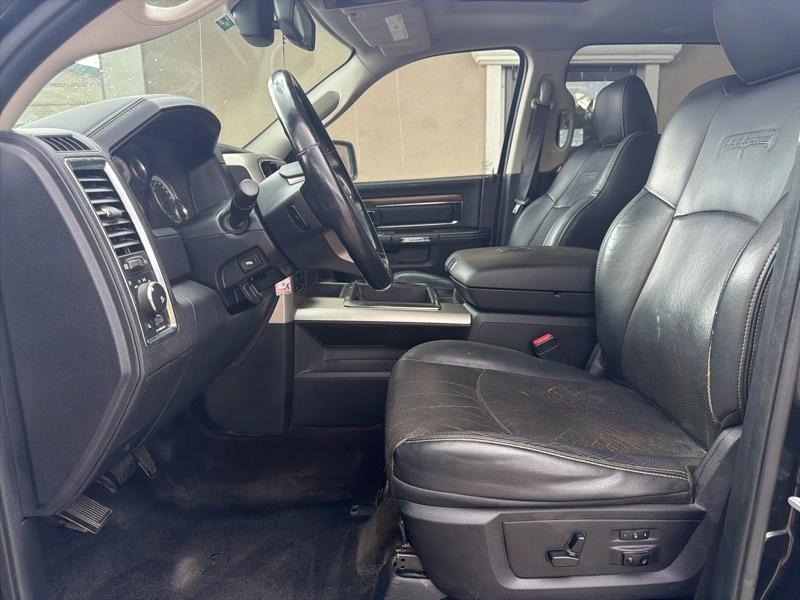 RAM 1500 Laramie Crew Cab SWB 4WD 2014