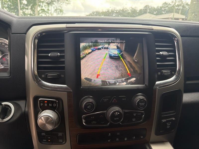 RAM 1500 Laramie Crew Cab SWB 4WD 2014