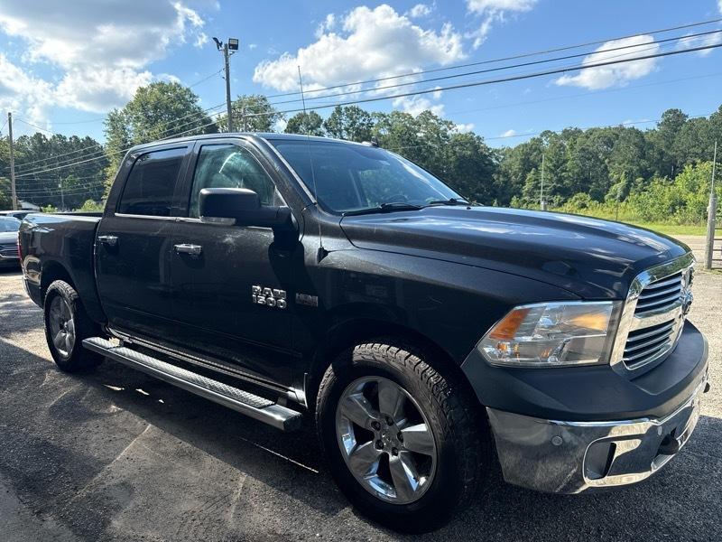 RAM 1500 4WD Crew Cab 149" Big Horn 2017