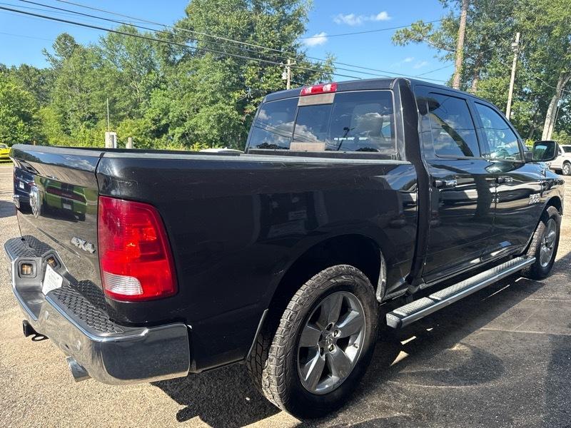 RAM 1500 4WD Crew Cab 149" Big Horn 2017