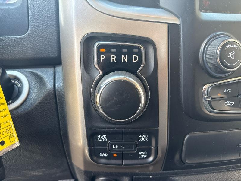 RAM 1500 4WD Crew Cab 149" Big Horn 2017