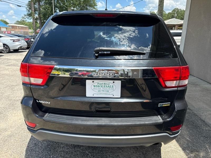 Jeep Grand Cherokee Laredo 2WD 2011