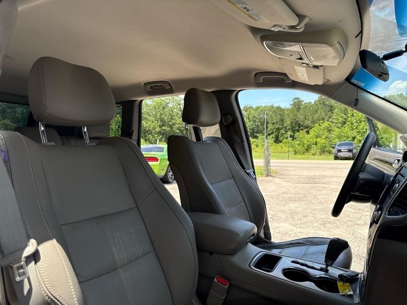 Jeep Grand Cherokee Laredo 2WD 2011