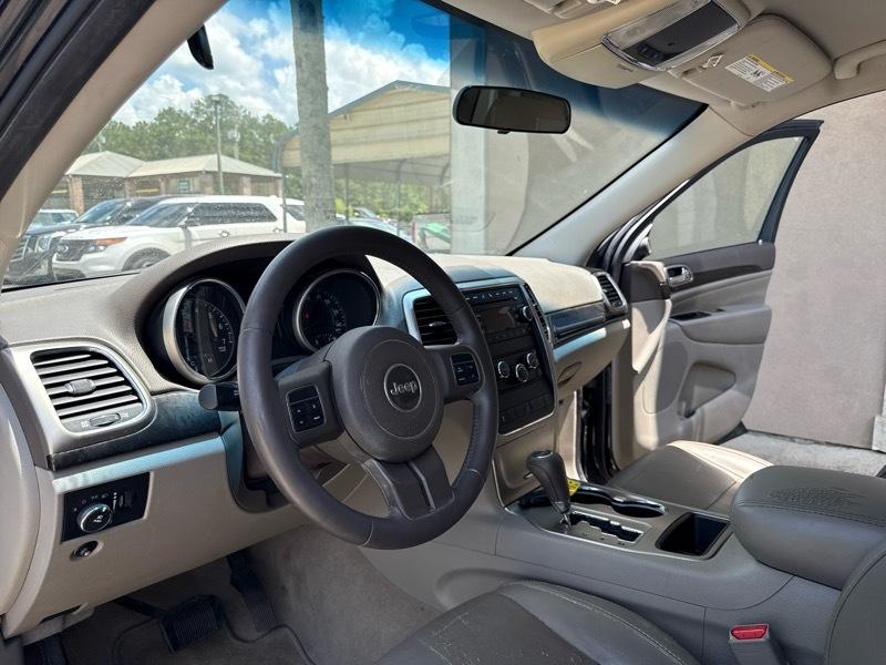 Jeep Grand Cherokee Laredo 2WD 2011