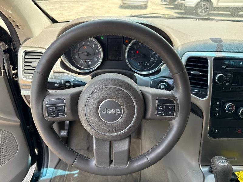 Jeep Grand Cherokee Laredo 2WD 2011