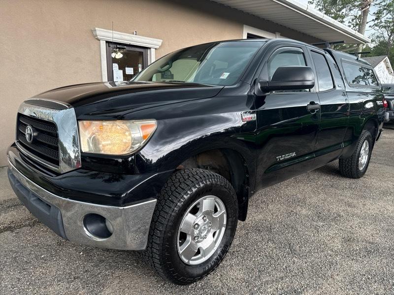 Toyota Tundra 4WD CrewMax 145.7" 5.7L SR5 (Natl) 2008