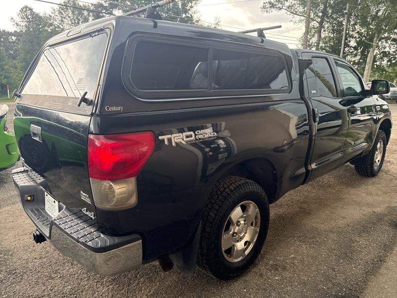 Toyota Tundra 4WD CrewMax 145.7" 5.7L SR5 (Natl) 2008