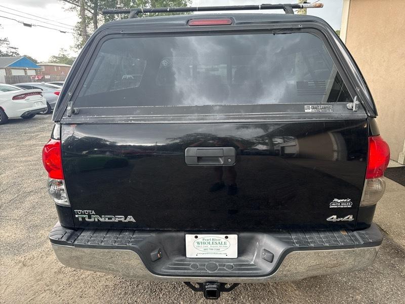 Toyota Tundra 4WD CrewMax 145.7" 5.7L SR5 (Natl) 2008