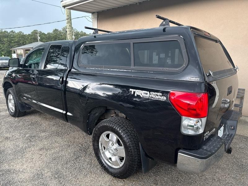 Toyota Tundra 4WD CrewMax 145.7" 5.7L SR5 (Natl) 2008