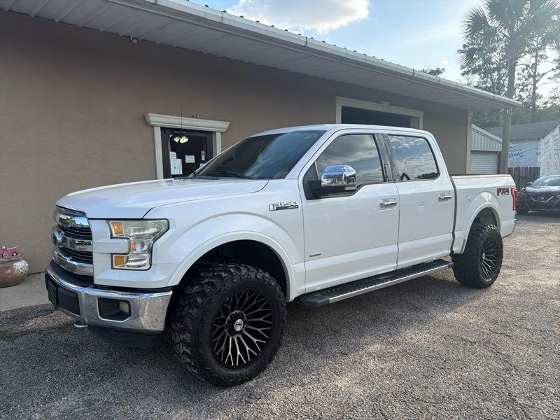 Ford F-150 4WD SuperCab 145" Lariat 2016