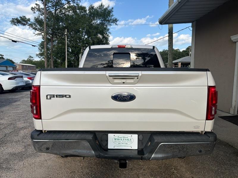 Ford F-150 4WD SuperCab 145" Lariat 2016