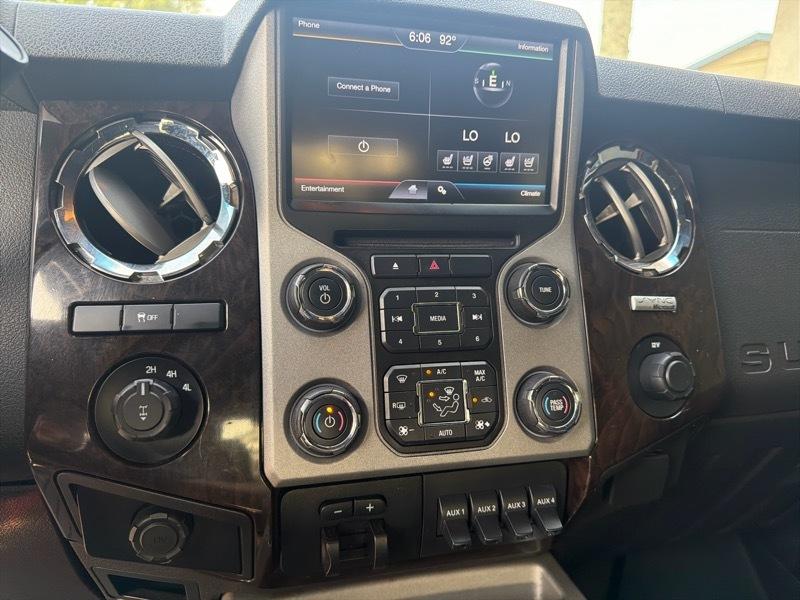 Ford F-350 SD Platinum Crew Cab 4WD 2013